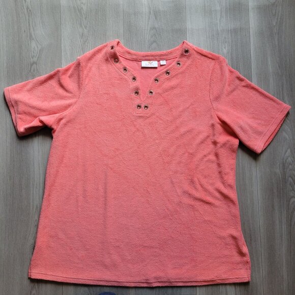 Quacker Factory Coral Terrycloth Top W/Metal Grommet Neckline 1X Short Sleeve Wo - Picture 2 of 6